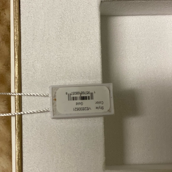 Versace - Picture 6 of 12